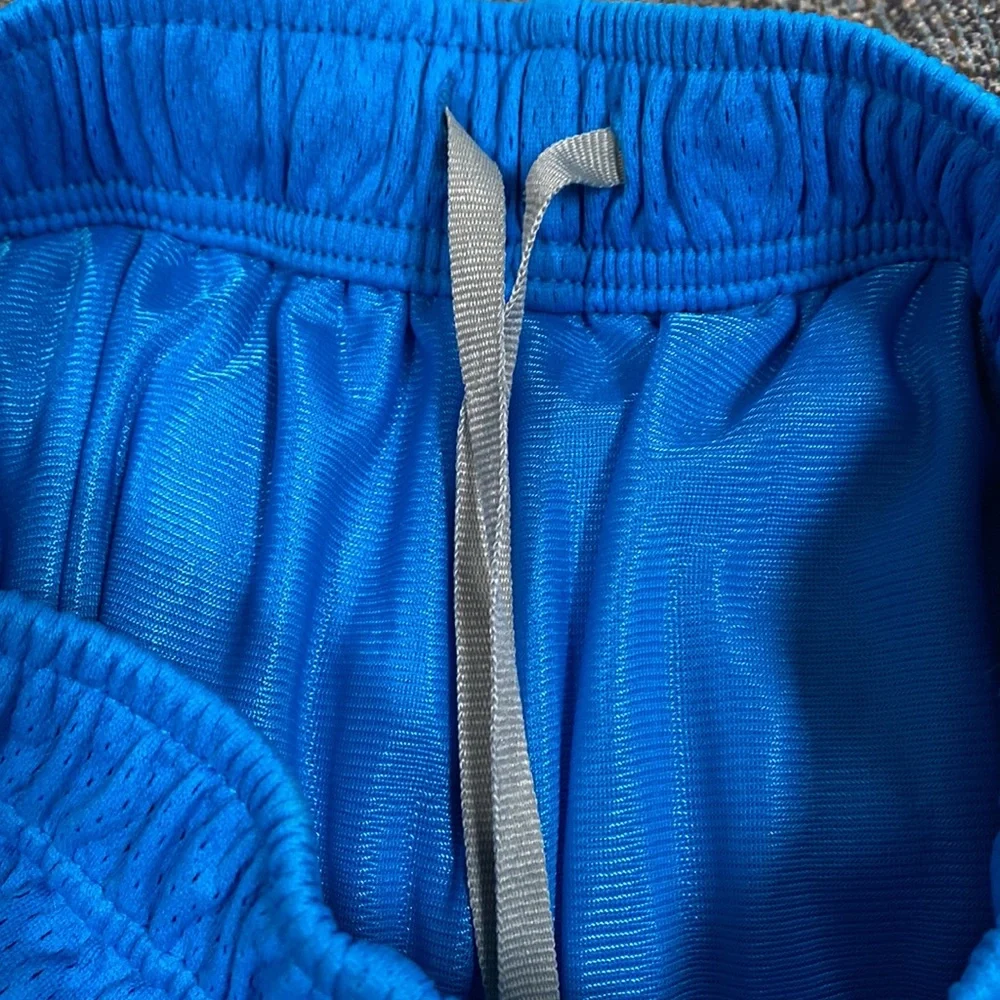 C9 by Champion Core Mesh Aqua Athletic Shorts, Size Youth M (8-10)